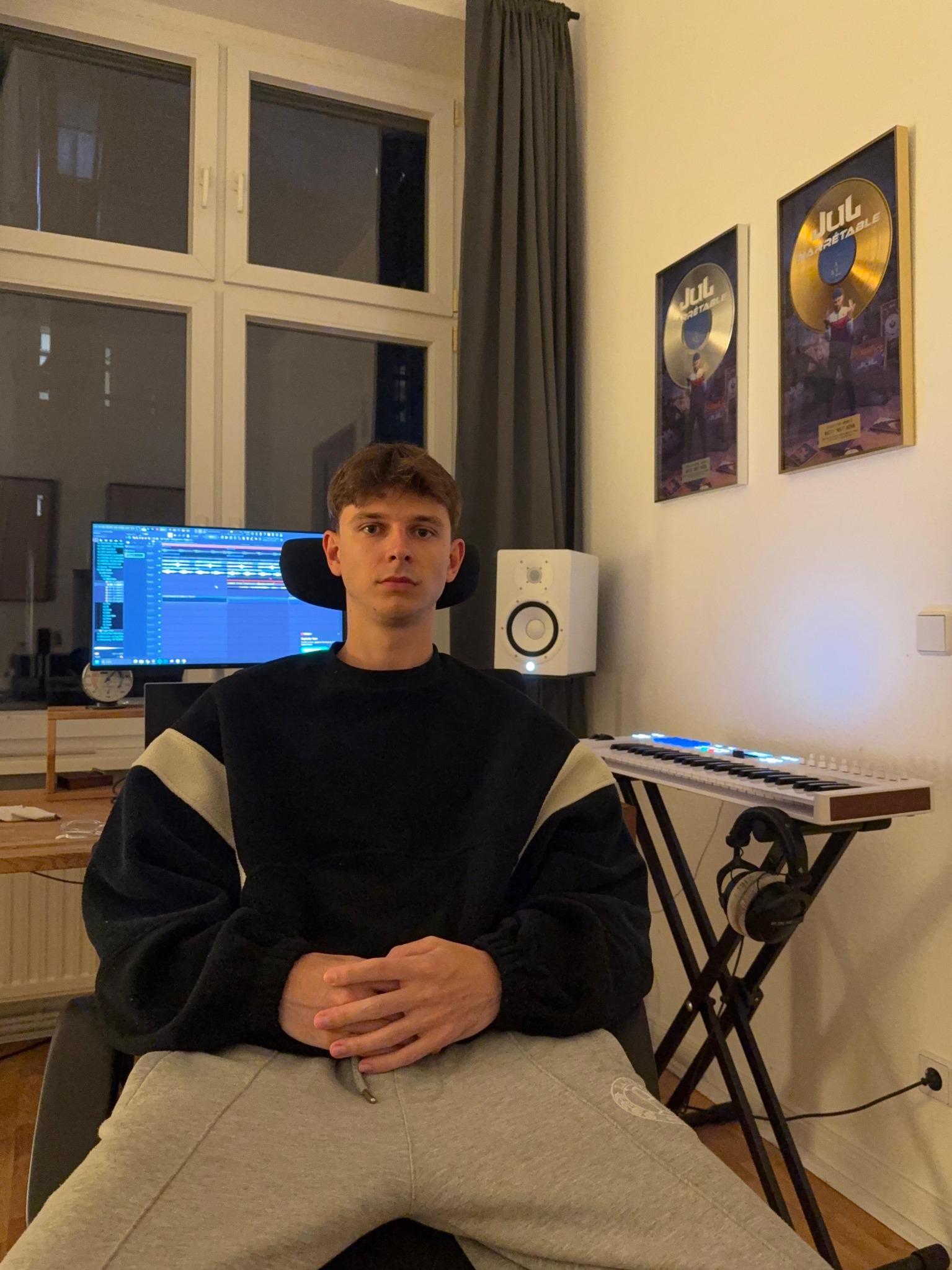Matti Kühn in his studio